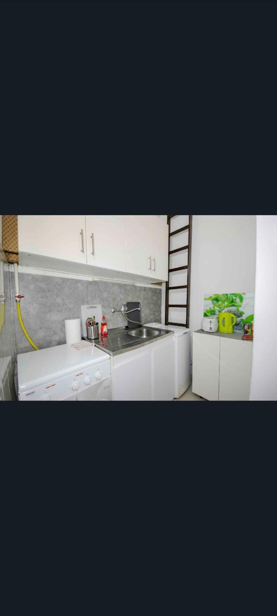 Free Parking Garage! Downtown Apartment Close To New York Cafe Budapest Exterior photo